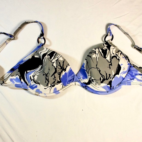 Bikini Set - Picture 4 of 4